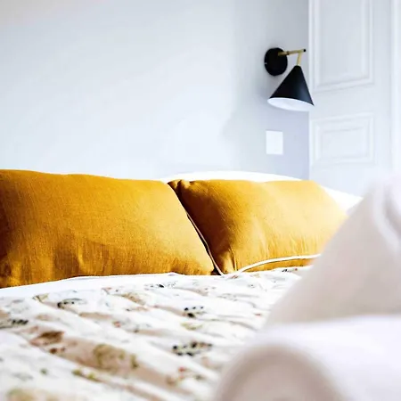 Charming Apartment- 3br-5p- Quai Du Rhone * ليون